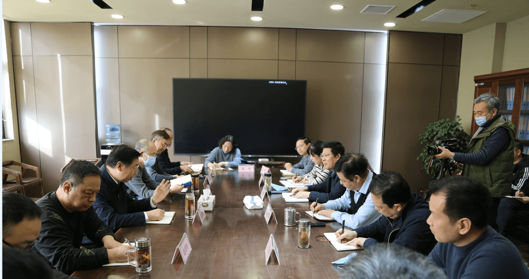 【安阳市中医院】市医保局莅临我院调研指导工作