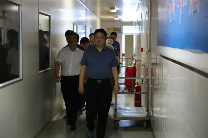 【安阳市中医院】消防演练筑防线，防患未然保安全——我院开展“安全生产月”消防演练活动